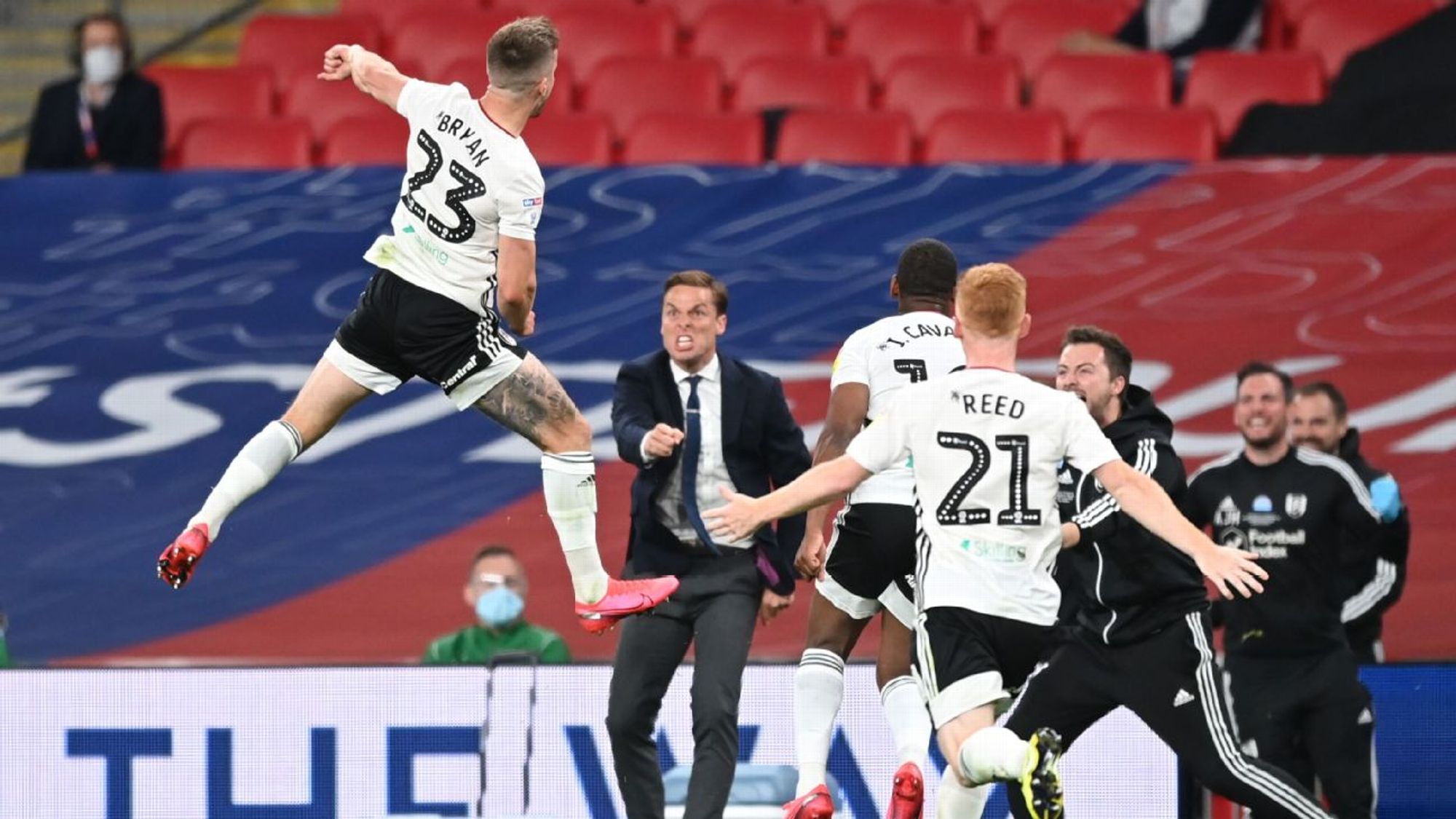 还极大鼓舞 还极大鼓舞