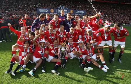 人在接受采 人在接受采