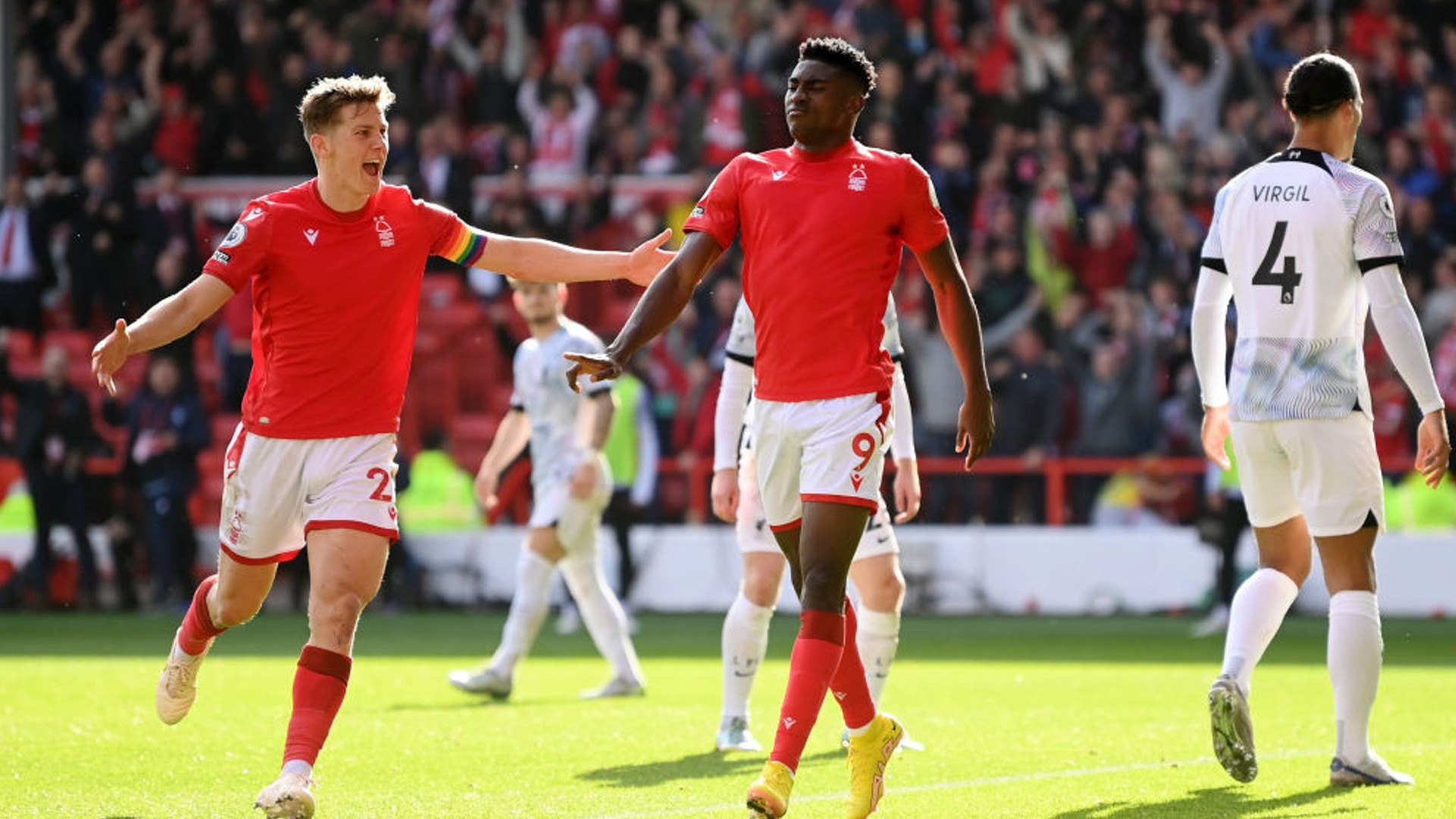 富的后卫能 富的后卫能